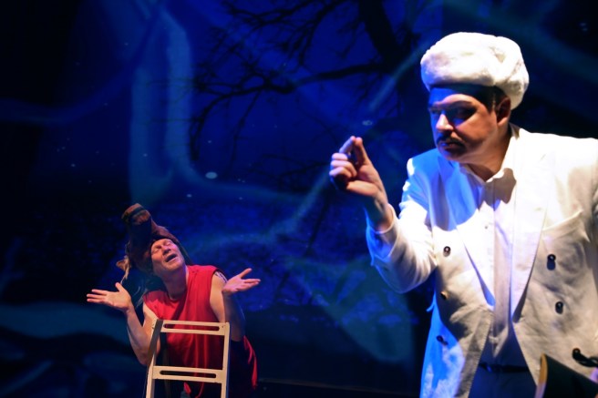 Varjot_Lehdistokuva_3_ver1