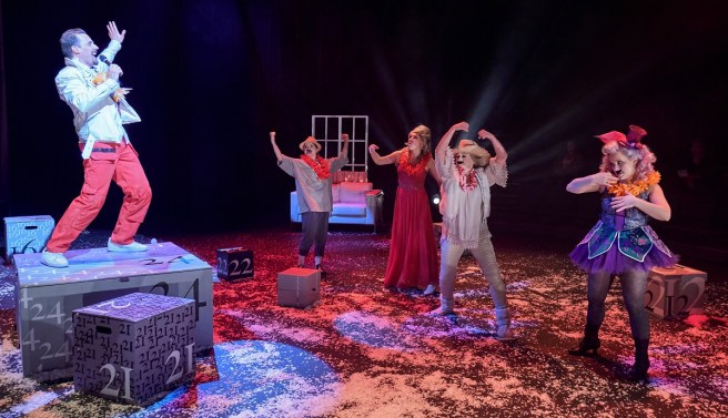 Aikuisten joulukalenteri HKT 7