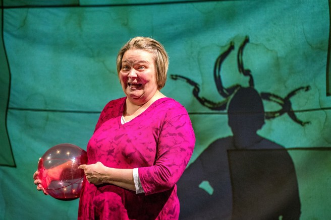 Teatteri Takomo Aina on joku syy (2)